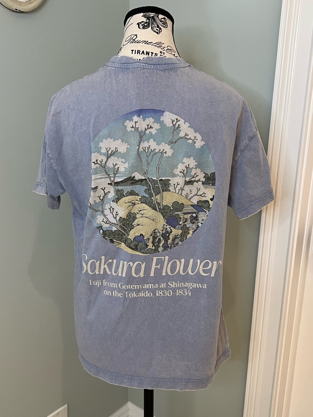 Pull&Bear graphic t-shirt | washed blue featuring “Sakura Flower" | Size XS - Picture 3 of 9